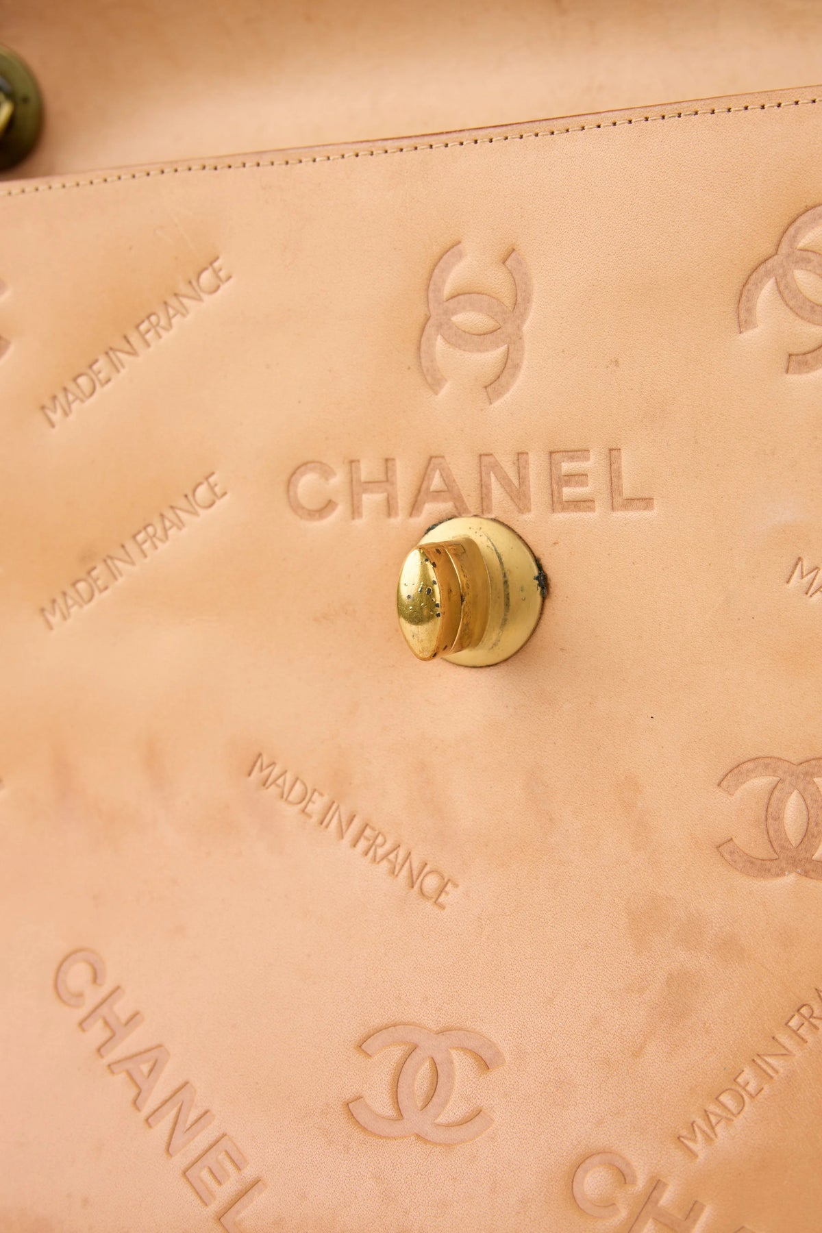 RARE CHANEL BROWN WHIPSTITCHED FLAP