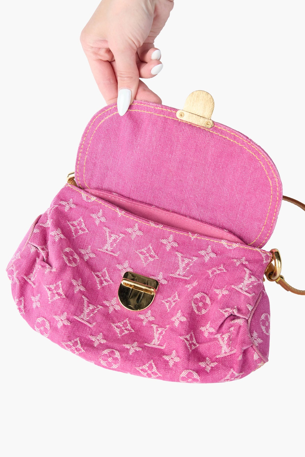 Louis Vuitton Monogram Pink Denim Pleaty