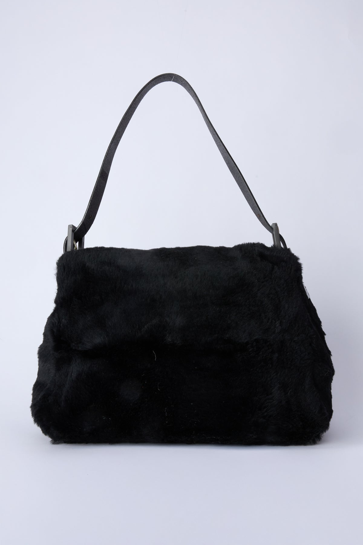 FENDI BLACK FUR MAMMA BAGUETTE