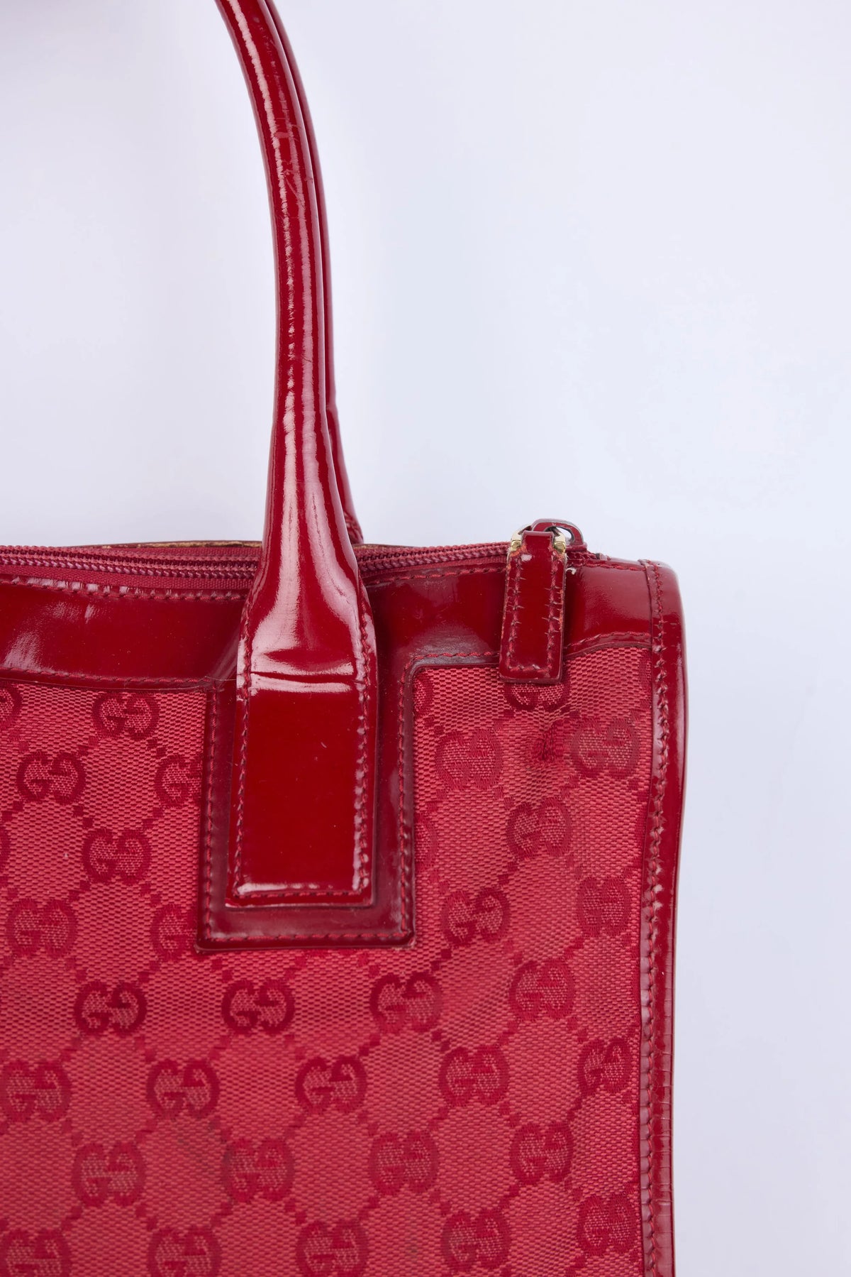 GUCCI RED GG CANVAS PATENT LEATHER TOTE BAG