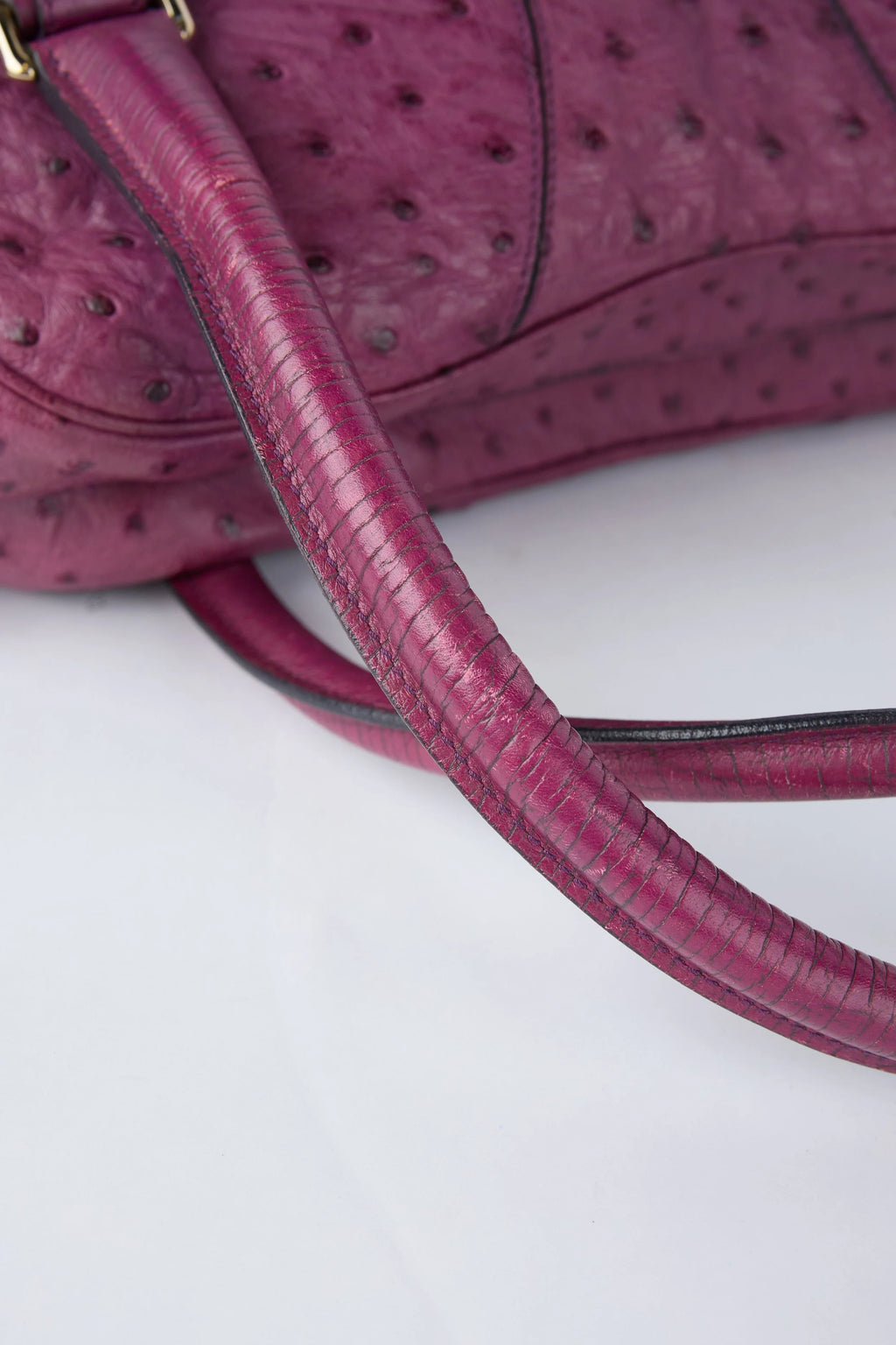 RARE GUCCI PURPLE OSTRICH HORSEBIT BAG