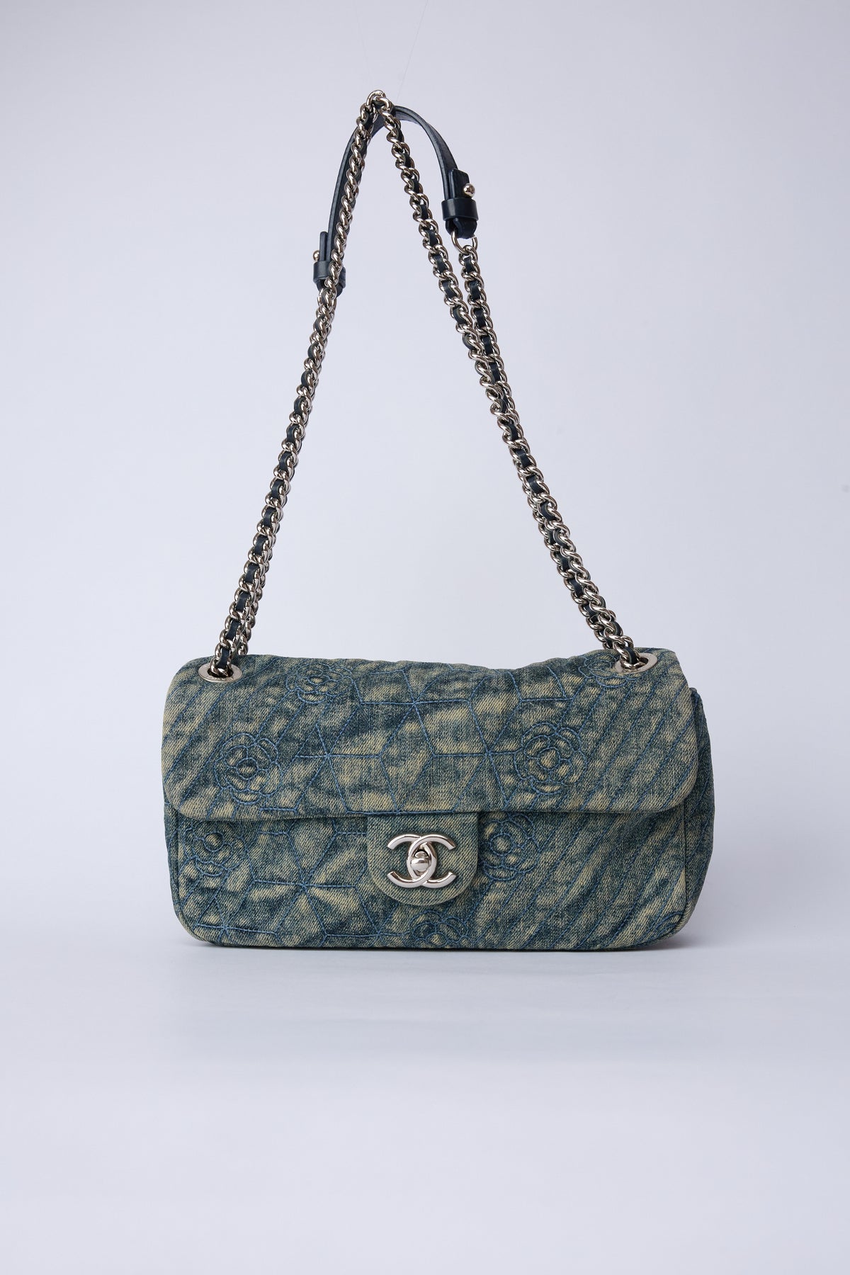 CHANEL DENIM CAMELLIA FLAP