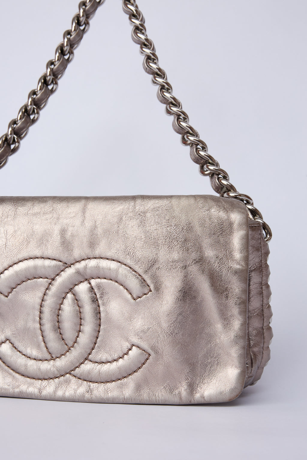 CHANEL SILVER METALLIC POCHETTE