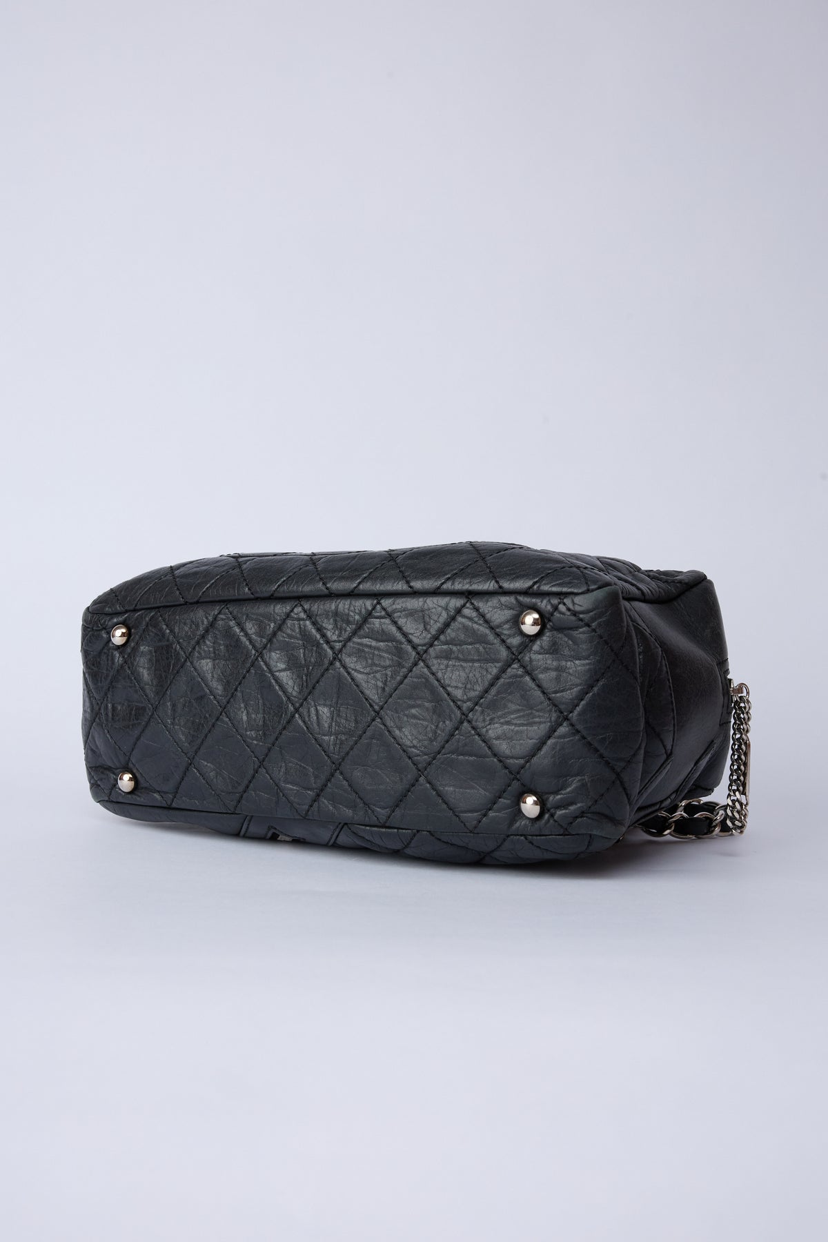 CHANEL CAMBON LIGNE BLACK CHAIN BOWLER