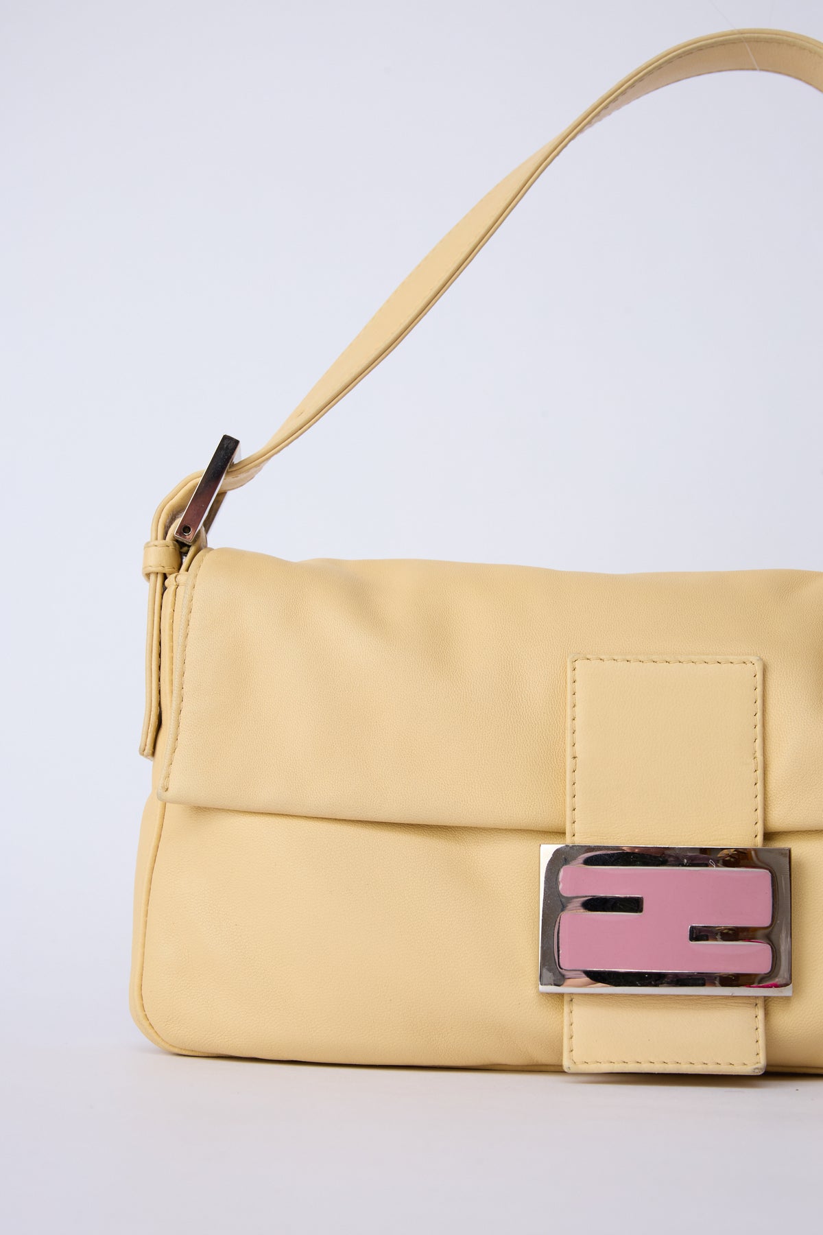 FENDI CREAM LEATHER BAGUETTE